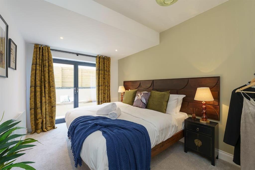 Lilyturf - 2 Bedroom Luxury Apartment By Mint Stays Bristol Esterno foto