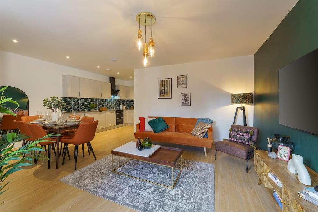 Lilyturf - 2 Bedroom Luxury Apartment By Mint Stays Bristol Esterno foto